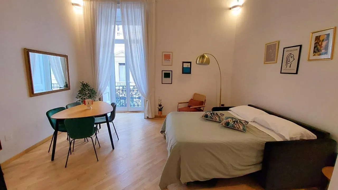 Maison In Centro Napels Italië